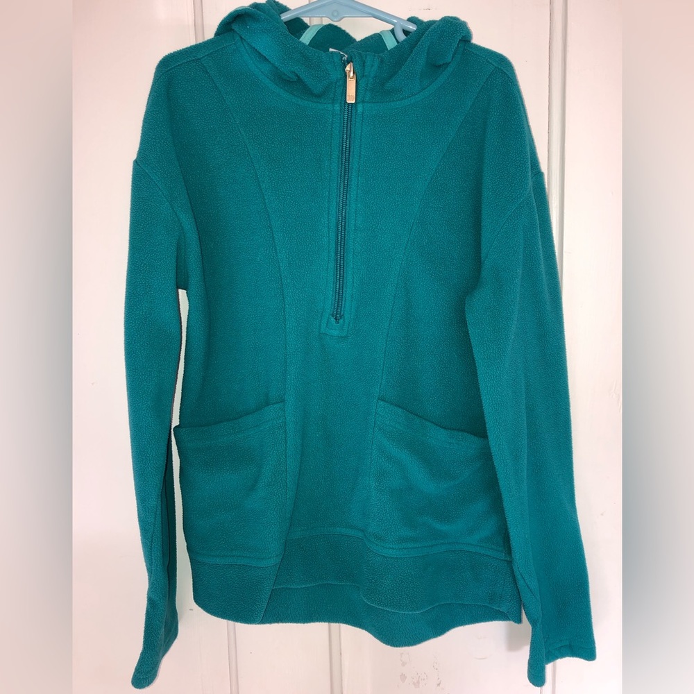 Size 7/8 girls sweater, all in motion
